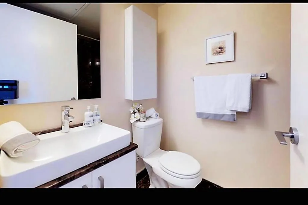 Downtown Suite By Unionstationscotiaarena Toronto Canada